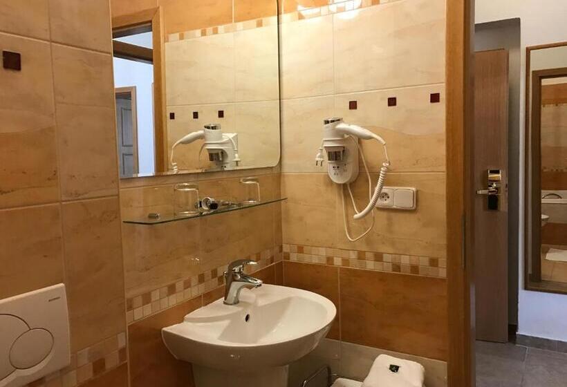 سوییت لوکس, Antik Hotel Sofia
