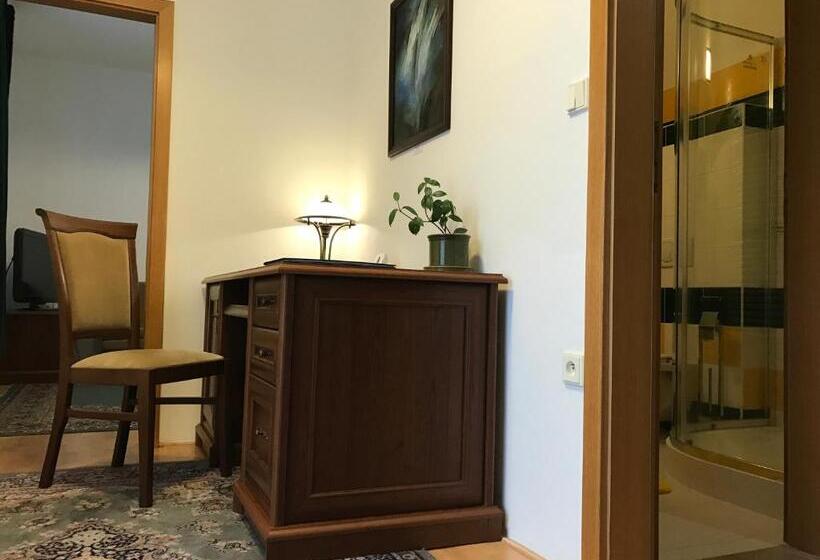 آپارتمان لوکس 1 خوابه, Antik Hotel Sofia