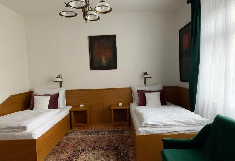 سوییت لوکس, Antik Hotel Sofia