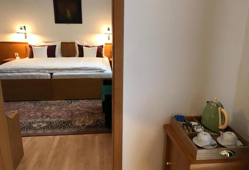 سوییت لوکس, Antik Hotel Sofia