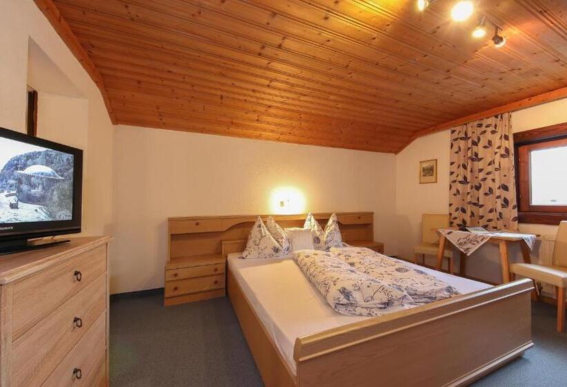 Superior Room, Pension Hauser