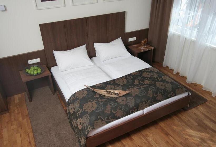 اتاق استاندارد, Gasthof & Hotel Wolfsegger