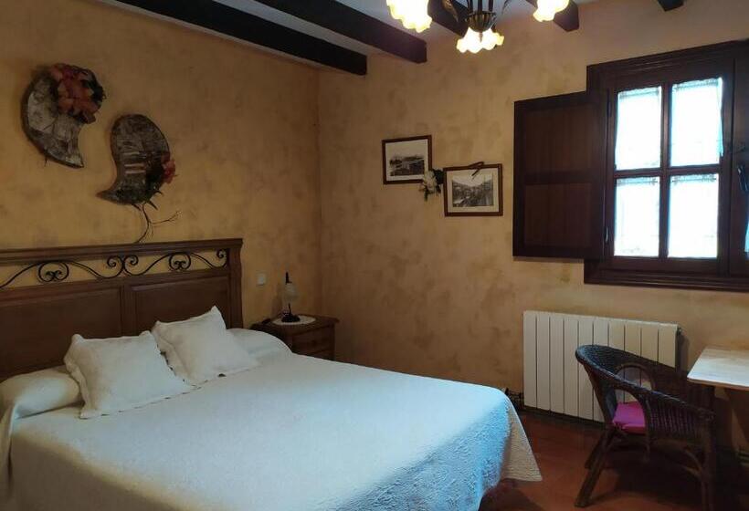 Classic Room, H&ap Rural Merrutxu