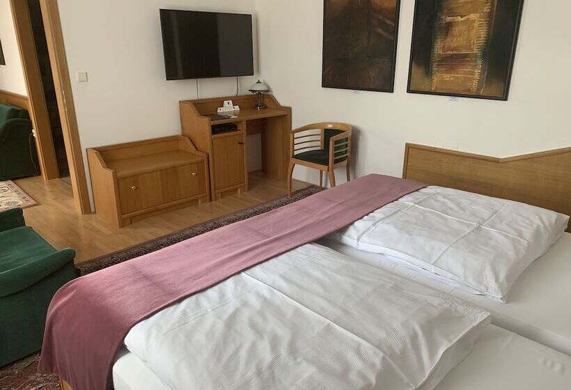 سوییت, Antik Hotel Sofia