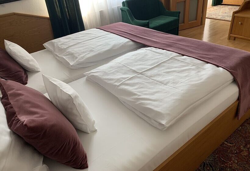 سوییت, Antik Hotel Sofia