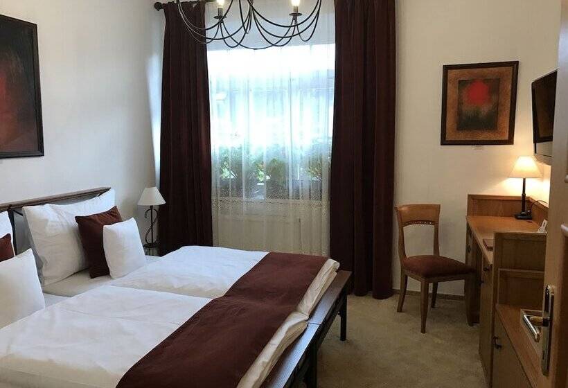 سوییت لوکس, Antik Hotel Sofia