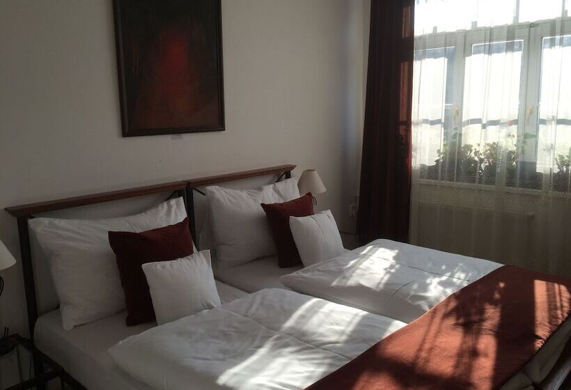 سوییت لوکس, Antik Hotel Sofia