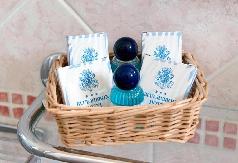 اتاق استاندارد یک نفره, Blue Ribbon