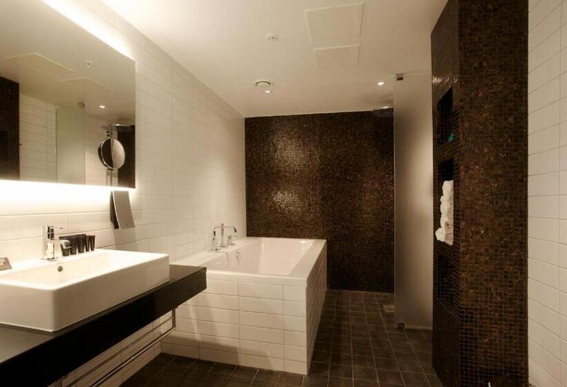 اتاق لوکس, Clarion Hotel Sense