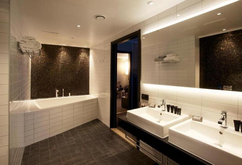 سوییت, Clarion Hotel Sense
