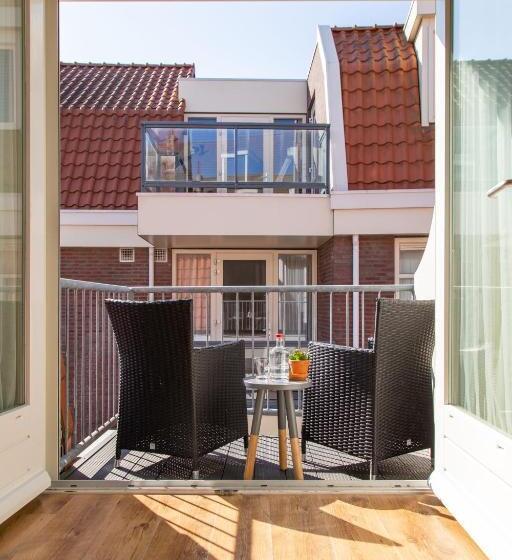 标准间, Pannenkoekhuis Vierwegen