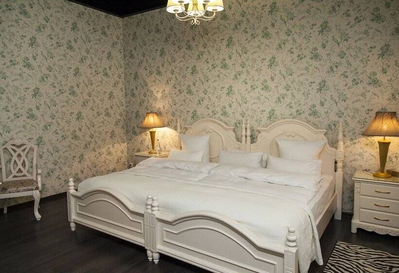سوییت, Residence