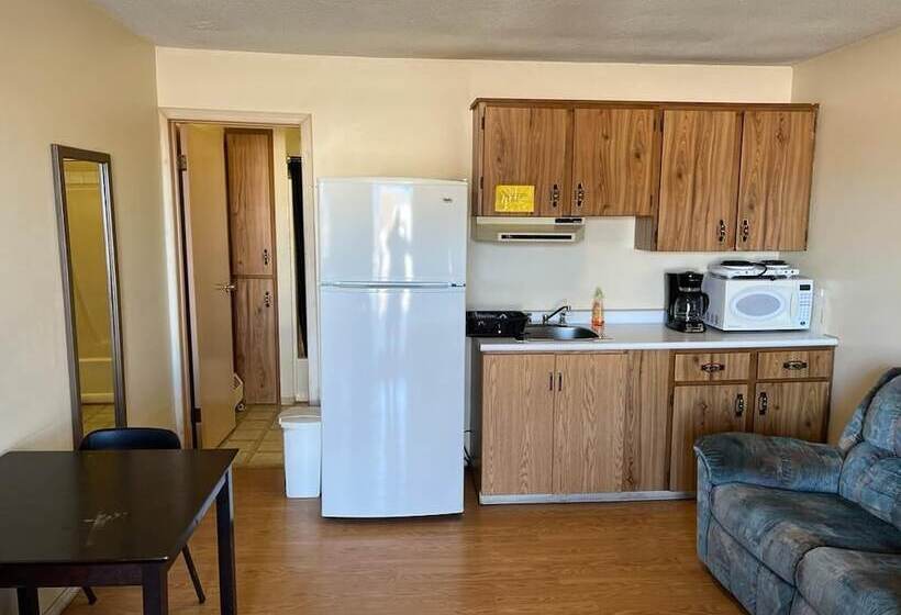 اتاق استاندارد, Kings Court Motel