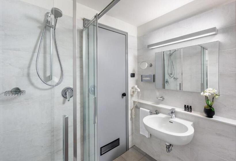 اتاق استاندارد, King, By R Collection Hotels