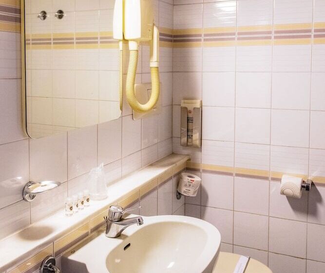 اتاق استاندارد, King, By R Collection Hotels