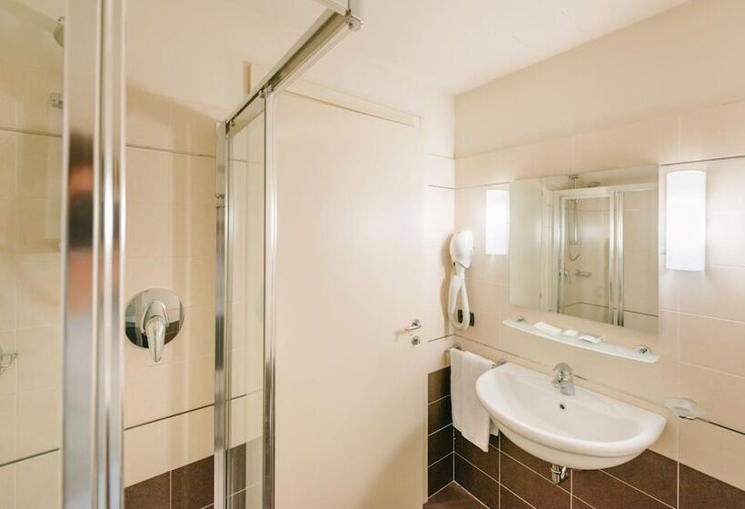 اتاق سوپریور, King, By R Collection Hotels