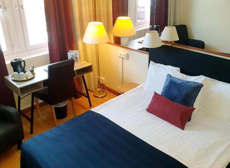 Chambre Supérieure Individuelle, Sure  By Best Western Focus