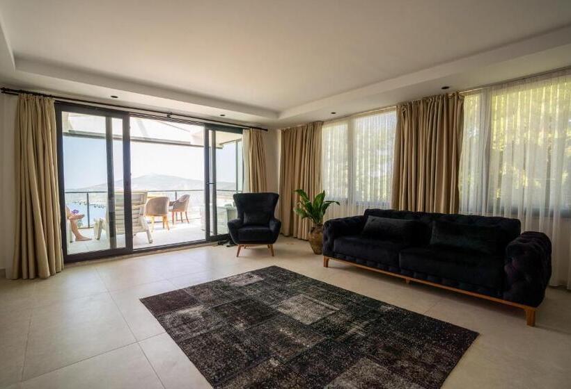 سوئیت با تخت بزرگ, Sultan Hotel Kalkan