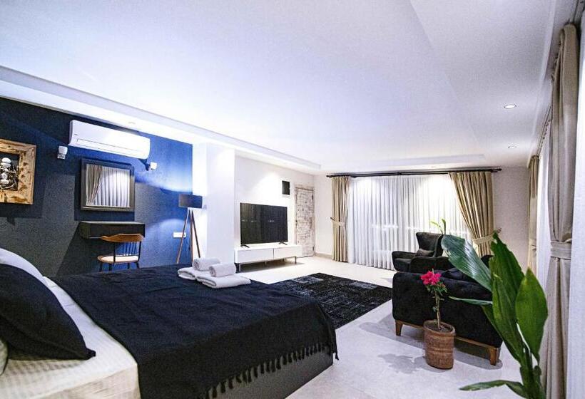 سوئیت با تخت بزرگ, Sultan Hotel Kalkan
