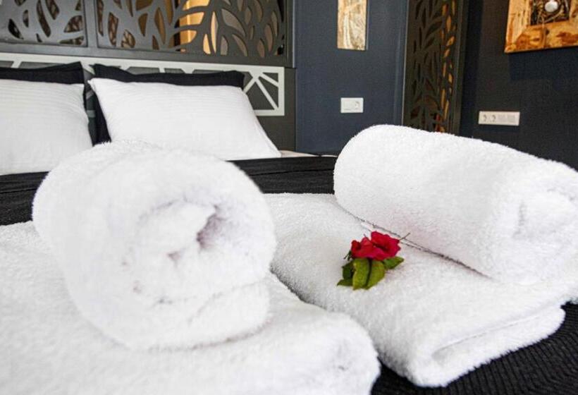 سوئیت با تخت بزرگ, Sultan Hotel Kalkan