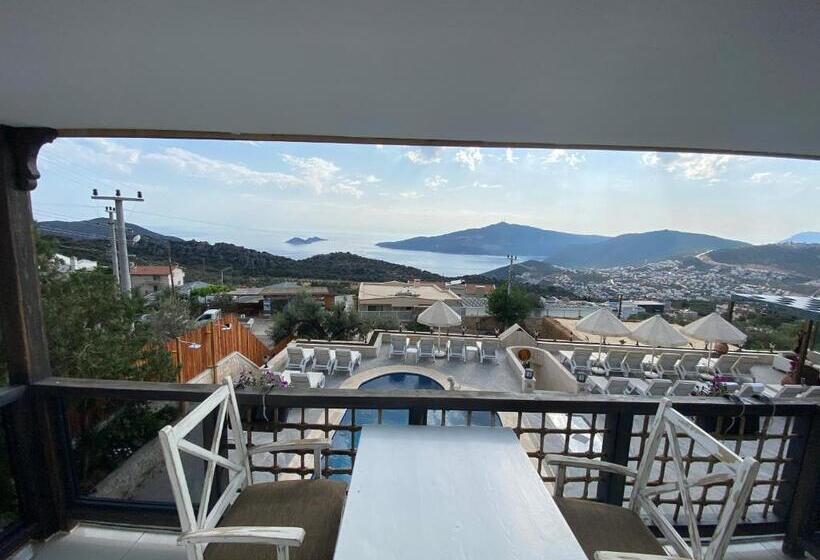 سوییت سوپریور با چشم‌انداز دریا, Sultan Hotel Kalkan