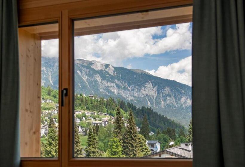 اتاق استاندارد سه نفره, Flem Mountain Lodge