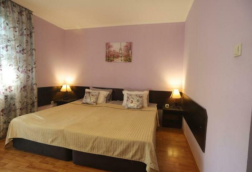 اتاق استاندارد با بالکن, Guest House Yanita