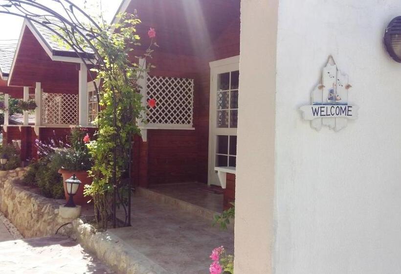 کلبه ییلاقی, Guest House Yanita