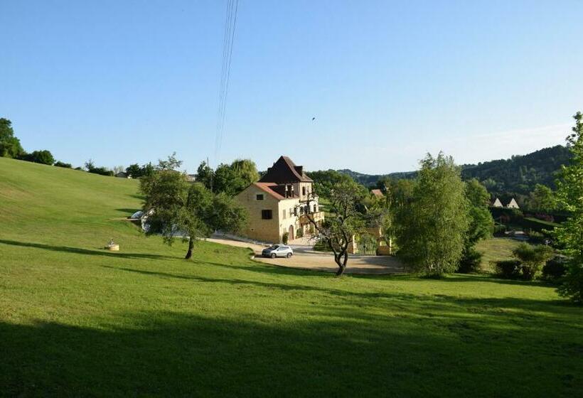 خانه 2 خوابه, La Maison Thimadaise