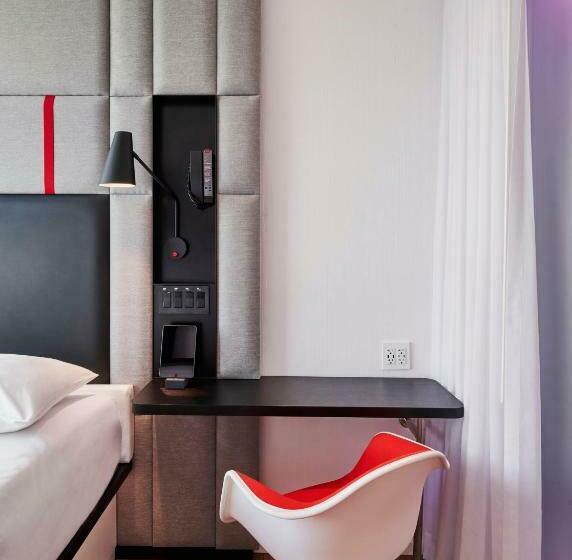 اتاق استاندارد با تخت بزرگ, Citizenm Miami Worldcenter