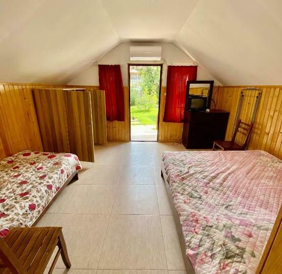 اتاق استاندارد سه نفره, Cabins In Magnetiti, Ureki