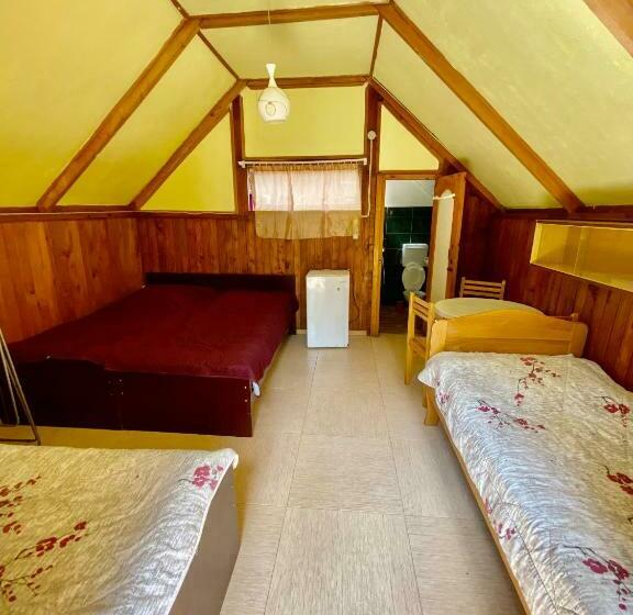 اتاق استاندارد چهار تخته, Cabins In Magnetiti, Ureki