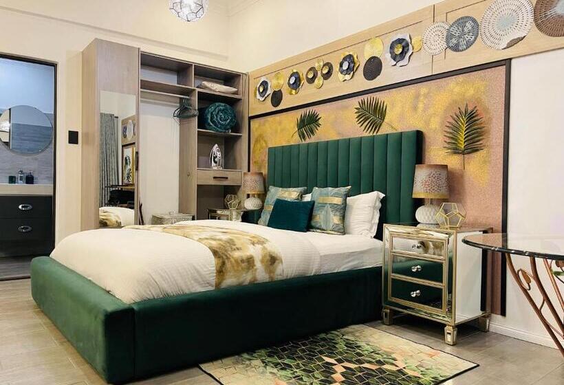 1 Bedroom Penthouse Apartment, 24 On Basil Boutique Luxury