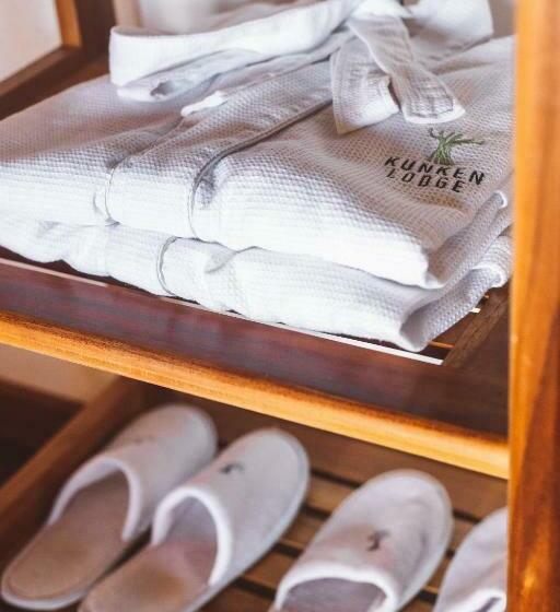 اتاق لوکس با چشم‌انداز دریا, Kunken Boutique Hotel & Spa