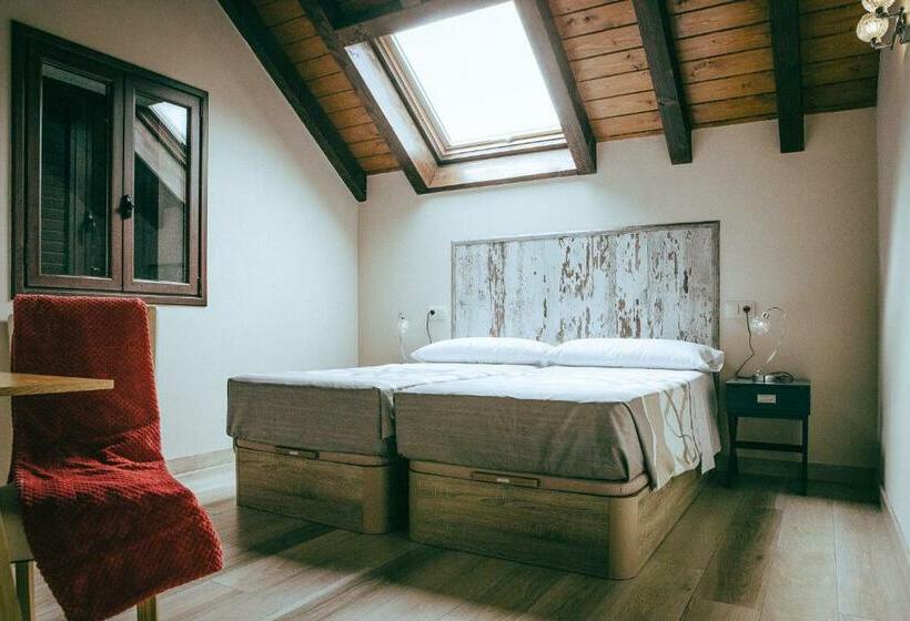 اتاق استاندارد, Hostal Iratibizkar