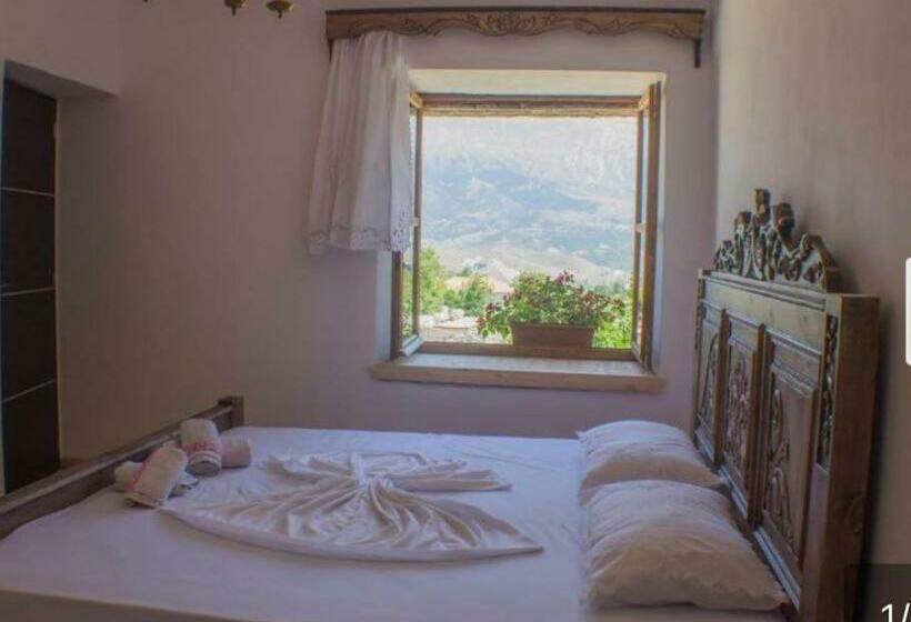 اتاق لوکس, Guri Guesthouse