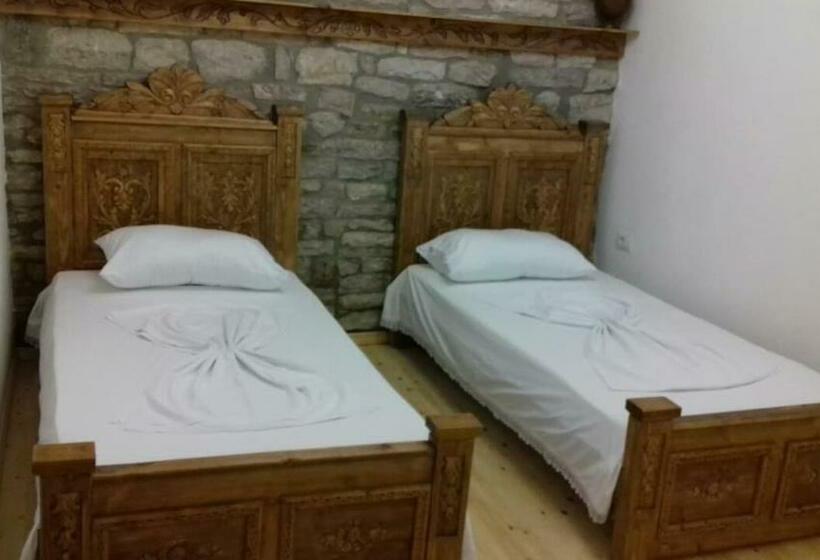 اتاق لوکس, Guri Guesthouse