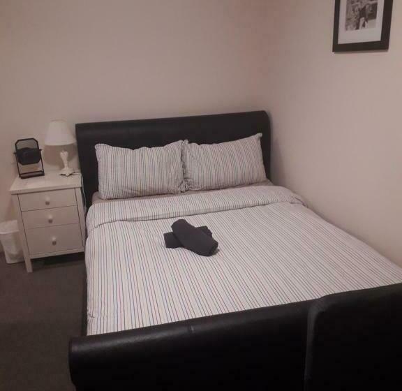 标准间, Edinb&b
