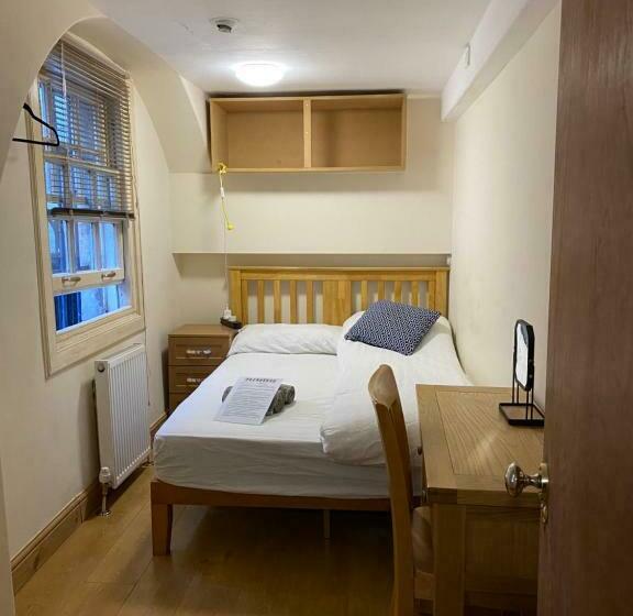 基本间, Edinb&b