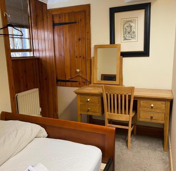 基本间, Edinb&b