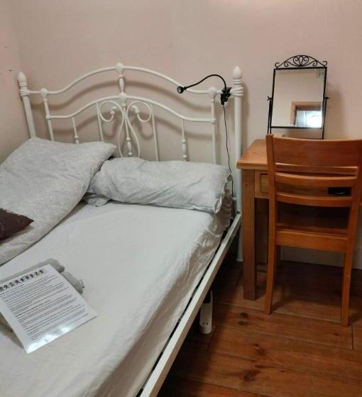基本间, Edinb&b