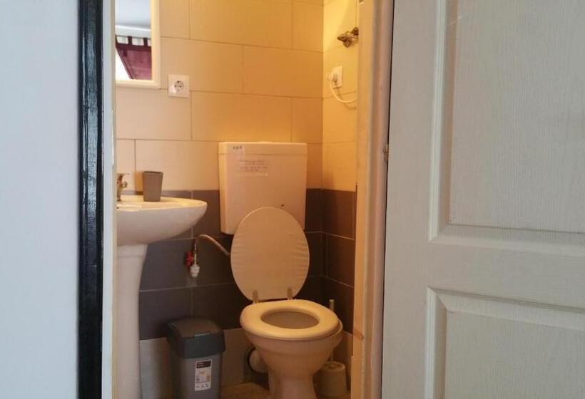 اتاق استاندارد سه نفره, Casa Ancora Sulina
