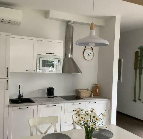 آپارتمان سوپریور 1 خوابه, Vila May