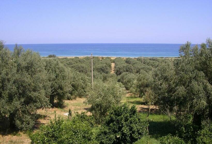 آپارتمان 1 خوابه با تراس, Agriturismo Torre Rinusa
