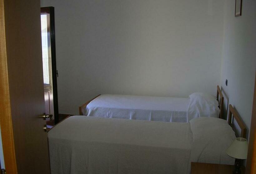 آپارتمان 1 خوابه با تراس, Agriturismo Torre Rinusa