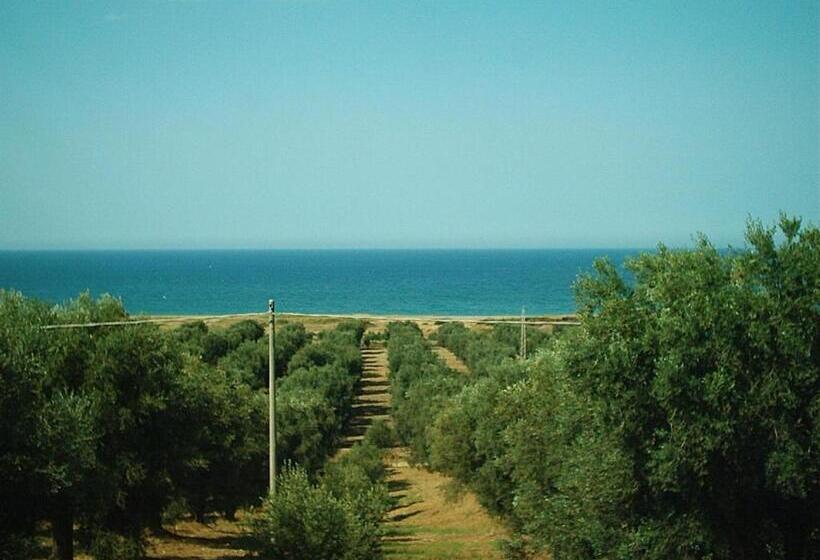 آپارتمان 1 خوابه با تراس, Agriturismo Torre Rinusa
