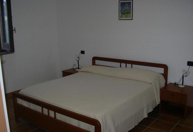 آپارتمان 1 خوابه با چشم‌انداز دریا, Agriturismo Torre Rinusa