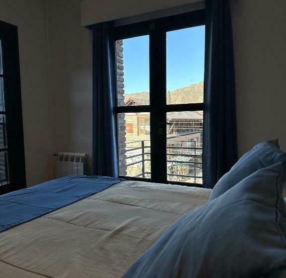 آپارتمان 1 خوابه با چشم‌انداز, Tower Adults Only