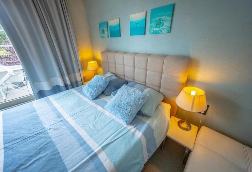 اتاق لوکس چهار تخته, Guesthouse De Witte Merel Deluxe