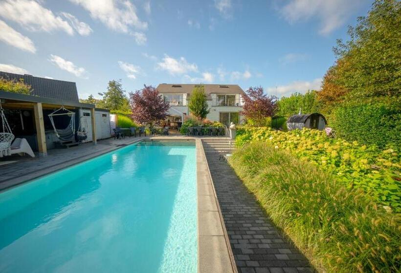 اتاق لوکس چهار تخته, Guesthouse De Witte Merel Deluxe